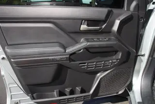 Toyota Tacoma 2024 4x4 TRD Sport HV 4 puertas Cabina Doble 5.0 pies SB