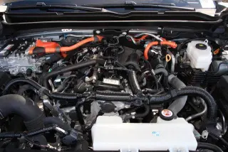 Toyota Tacoma 2024 4x4 TRD Sport HV 4 puertas Cabina Doble 5.0 pies SB