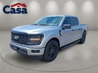 Ford F-150 2024 4x2 STX 4 puertas SuperCrew 5.5 pies. Caja corta.