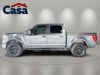 Ford F-150 2023 4x4 XLT 4 puertas SuperCrew 5.5 pies. SB