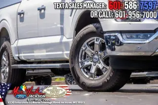 Ford F-150 2023 4x4 Lariat 4 puertas SuperCrew 5.5 pies. SB