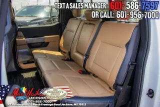 Ford F-150 2023 4x4 Lariat 4 puertas SuperCrew 5.5 pies. SB
