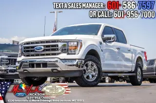 Ford F-150 2023 4x4 Lariat 4 puertas SuperCrew 5.5 pies. Caja corta
