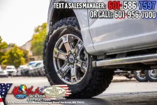Ford F-150 2023 4x4 Lariat 4 puertas SuperCrew 5.5 pies. Caja corta