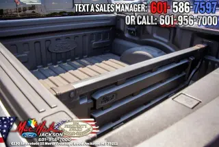 Ford F-150 2023 4x4 Lariat 4 puertas SuperCrew 5.5 pies. Caja corta
