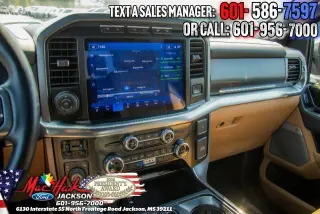 Ford F-150 2023 4x4 Lariat 4 puertas SuperCrew 5.5 pies. Caja corta