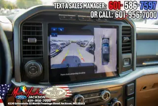 Ford F-150 2023 4x4 Lariat 4 puertas SuperCrew 5.5 pies. Caja corta