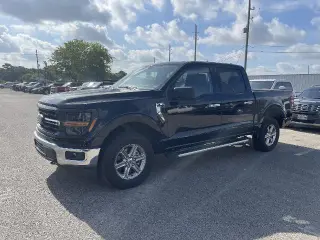 Ford F-150 2025 4x4 XLT 4 puertas SuperCrew 5.5 pies SB