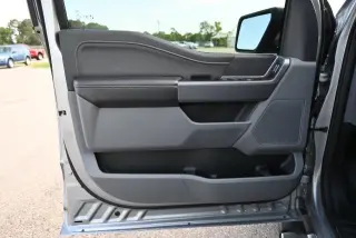 Ford F-150 2025 4x4 XLT 4 puertas SuperCrew 6.5 pies SB