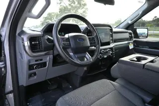 Ford F-150 2025 4x4 XLT 4 puertas SuperCrew 6.5 pies SB
