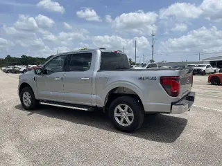 Ford F-150 2025 4x4 XLT 4 puertas SuperCrew 6.5 pies SB