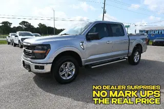 Ford F-150 2025 4x4 XLT 4 puertas SuperCrew 6.5 pies SB