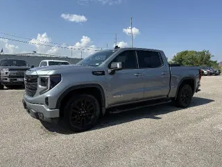 GMC Sierra 1500 2024 4x2 Elevation 4 puertas Cabina Crew 5.8 pies. Caja corta