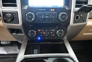 Ford F-250 Super Duty 2018 4x4 Lariat Cabina doble 4 puertas 6.8 pies caja corta Pickup