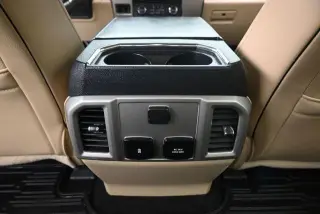 Ford F-250 Super Duty 2018 4x4 Lariat Cabina doble 4 puertas 6.8 pies caja corta Pickup