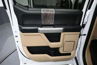 Ford F-250 Super Duty 2018 4x4 Lariat Cabina doble 4 puertas 6.8 pies caja corta Pickup