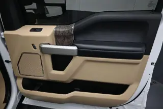 Ford F-250 Super Duty 2018 4x4 Lariat Cabina doble 4 puertas 6.8 pies caja corta Pickup