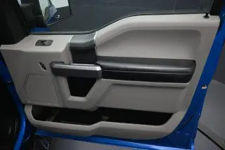 Ford F-150 2020 4x4 XLT 4 puertas SuperCrew 5.5 pies. SB
