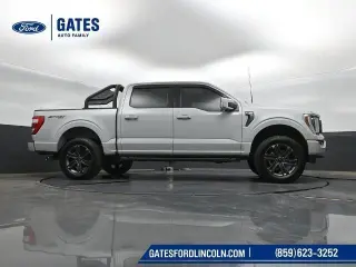 Ford F-150 2023 4x4 Lariat 4 puertas SuperCrew 6.5 pies SB