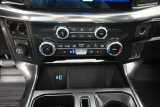 Ford F-150 2023 4x4 Lariat 4 puertas SuperCrew 6.5 pies SB