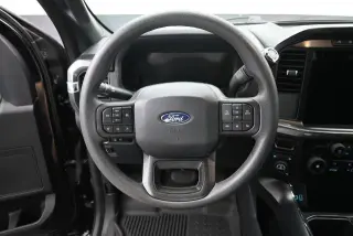 Ford F-150 2024 4x4 STX 4 puertas SuperCrew 5.5 pies. SB