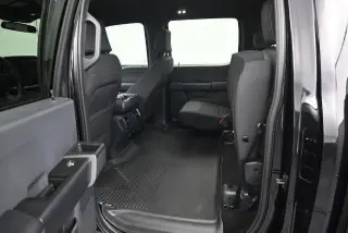 Ford F-150 2024 4x4 STX 4 puertas SuperCrew 5.5 pies. SB
