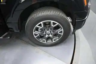 Ford F-150 2024 4x4 STX 4 puertas SuperCrew 5.5 pies. SB