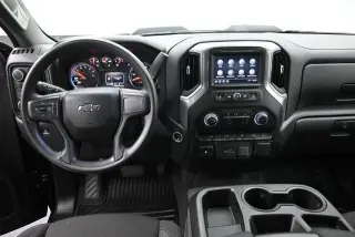 Chevrolet Silverado 1500 2025 4x4 Custom Trail Boss 4 puertas Cabina Crew 5.8 pies. SB
