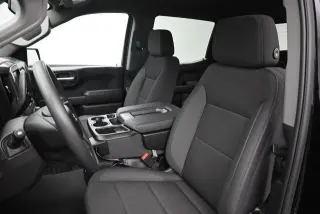 Chevrolet Silverado 1500 2025 4x4 Custom Trail Boss 4 puertas Cabina Crew 5.8 pies. SB