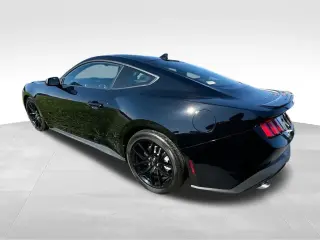 Ford Mustang 2024 EcoBoost 2dr Fastback