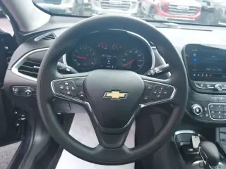 Chevrolet Malibu 2023 LT 4 puertas Sedán con 1LT