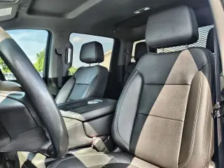 Chevrolet Silverado 3500HD 2021 4x2 Camión de Trabajo 4 puertas Cabina Crew LB SRW