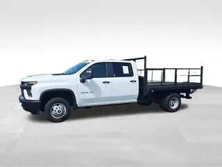 Chevrolet Silverado 3500HD 2021 4x2 Camión de Trabajo 4 puertas Cabina Crew LB SRW