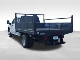 Chevrolet Silverado 3500HD 2021 4x2 Camión de Trabajo 4 puertas Cabina Crew LB SRW