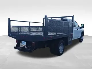 Chevrolet Silverado 3500HD 2021 4x2 Camión de Trabajo 4 puertas Cabina Crew LB SRW