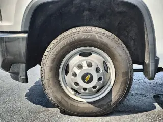 Chevrolet Silverado 3500HD 2021 4x2 Camión de Trabajo 4 puertas Cabina Crew LB SRW