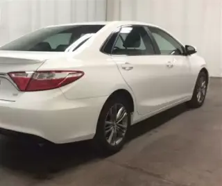 2016 TOYOTA CAMRY SE