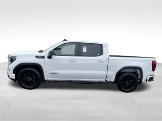 GMC Sierra 1500 2024 4x4 Elevation Estándar 4 puertas Cabina Crew 5.8 pies. SB
