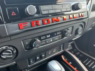 Nissan Frontier 2025 4x4 PRO-4X 4 puertas Cabina Crew 5 pies. SB