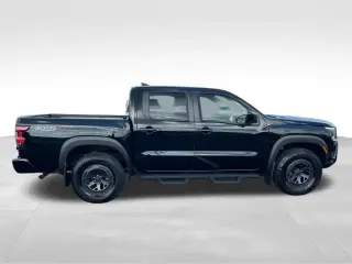 Nissan Frontier 2025 4x4 PRO-4X 4 puertas Cabina Crew 5 pies. SB