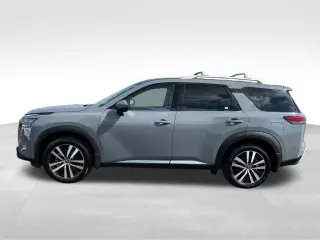 Nissan Pathfinder 2025 Platinum 4 puertas SUV