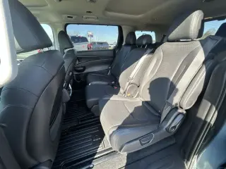 Kia Carnival 2025 SX Prestige 4 puertas Minivan