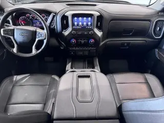Chevrolet Silverado 1500 2021 4x4 LT Trail Boss 4 puertas Cabina Crew 5.8 pies. SB