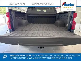 Chevrolet Silverado 1500 2023 4x4 LT 4 puertas Cabina Crew 5.8 pies. SB con 1LT
