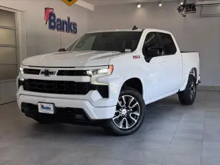 Chevrolet Silverado 1500 2024 4x4 RST 4 puertas Cabina Crew 5.8 pies. SB