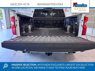 Chevrolet Silverado 1500 2024 4x4 RST 4 puertas Cabina Crew 5.8 pies. SB