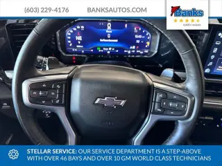 Chevrolet Silverado 1500 2024 4x4 RST 4 puertas Cabina Crew 5.8 pies. SB