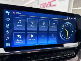 Chevrolet Silverado 1500 2023 4x4 RST 4 puertas Cabina Crew 5.8 pies. Caja corta