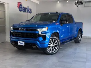 Chevrolet Silverado 1500 2024 4x4 RST 4 puertas Cabina Crew 5.8 pies. SB