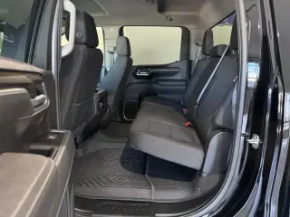 Chevrolet Silverado 1500 2025 4x4 RST 4 puertas Cabina Crew 5.8 pies. Caja corta